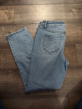 Time and Tru Light Blue Skinny Jeans